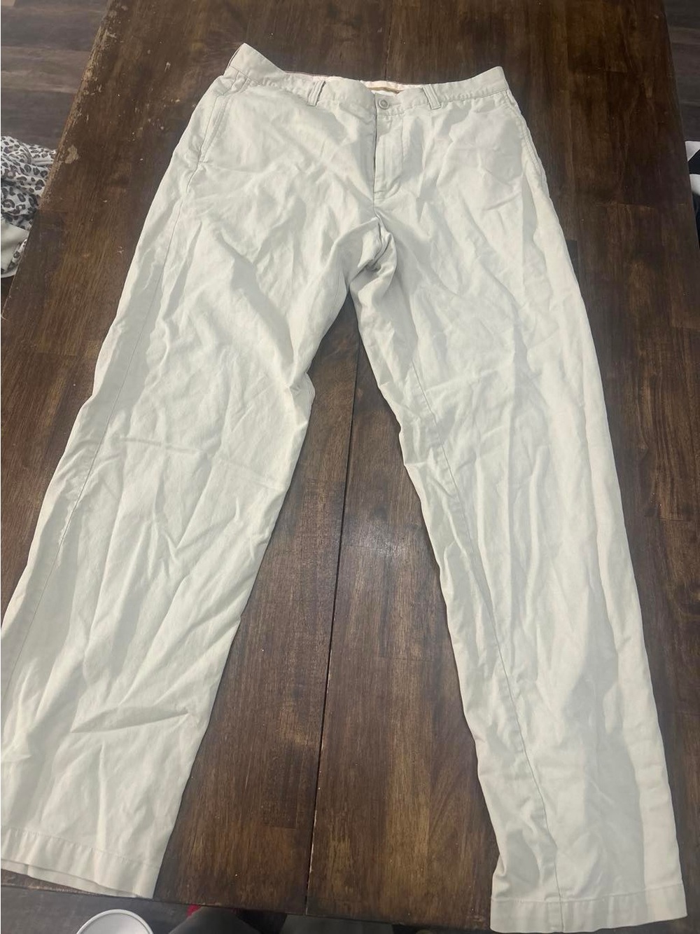 Tommy Bahama Light Beige Men’s Chino Pants